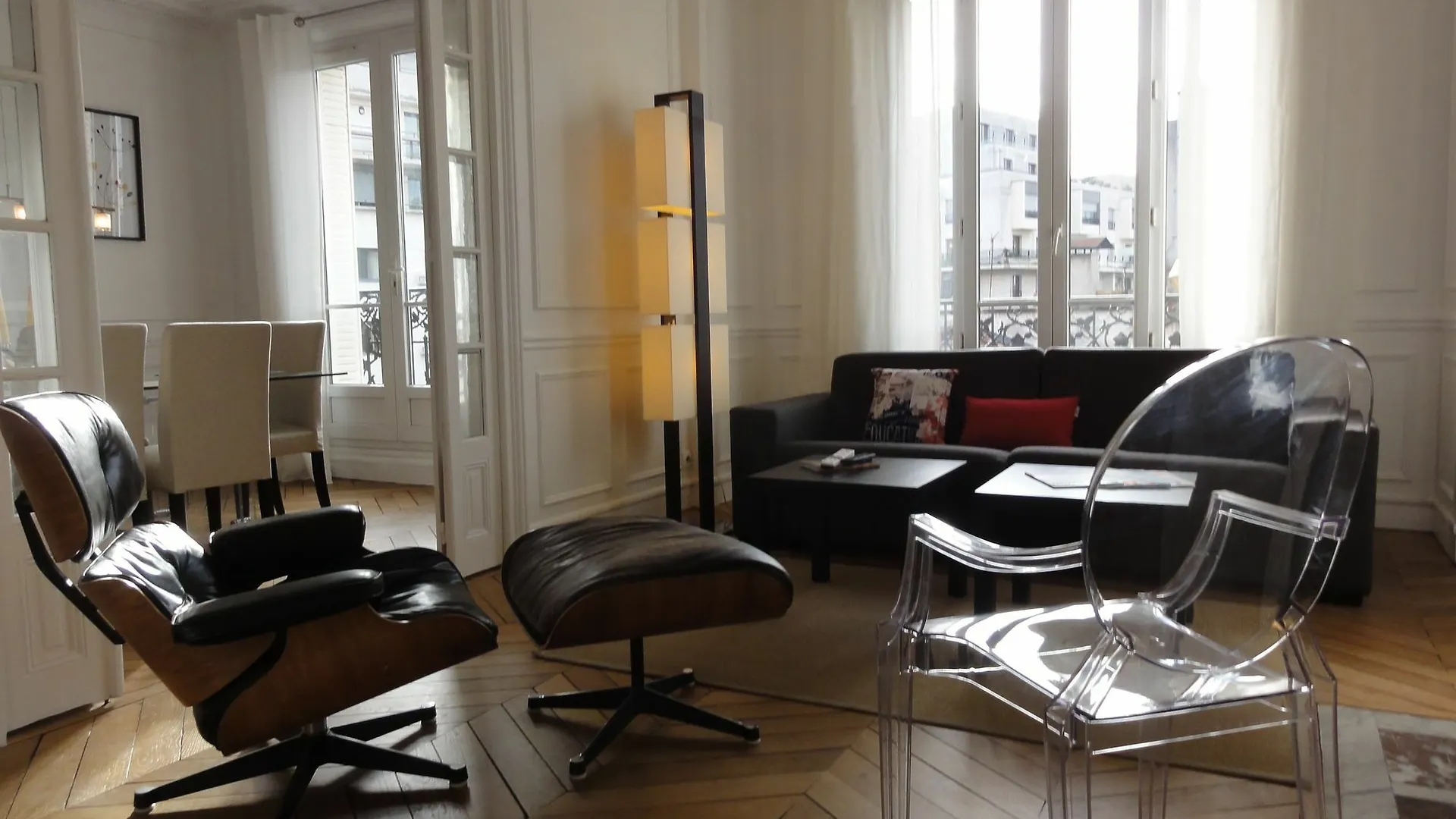 Paris Authentic Appartements Tour Eiffel Apartmán